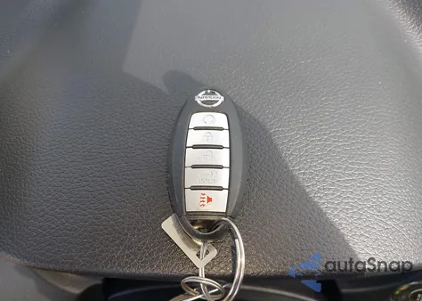 2018 Nissan Rogue Sv z USA, uszkodzony, nr VIN KNMAT2MV2JP611489